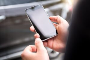 30代男性が婚活アプリで初回メッセージを送る際の成功例文は？